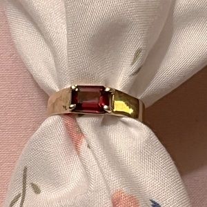 garnet ring size 6